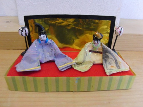 今日のひな人形作品_e0222340_1554317.jpg