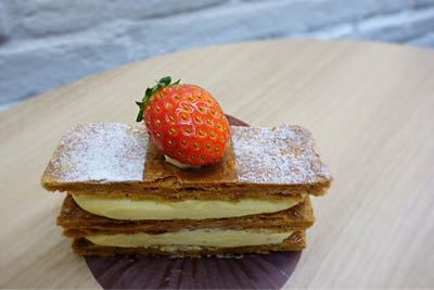 ミルフィーユです ミルフィーユ 濃紺ワンピース 110サイズ ミルフィーユ フォーマル