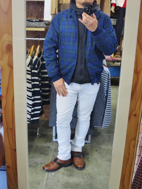 フランスの秀逸コラボ限定 ・・・ K WAY × Christian Lacroix (再!)_d0152280_22202070.jpg