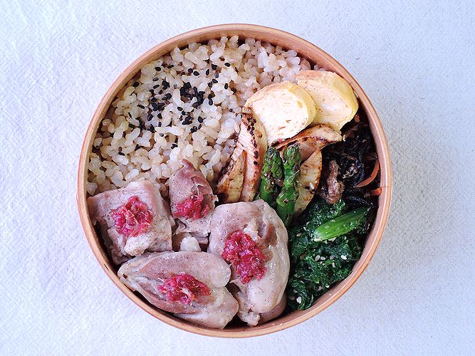 2/26(木)レンチン蒸し鶏梅おかか弁当_c0197628_5374949.jpg