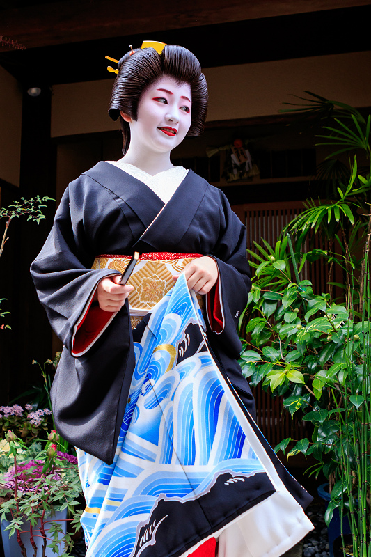 襟替え(祇園甲部・紗月さん)_f0155048_2310529.jpg