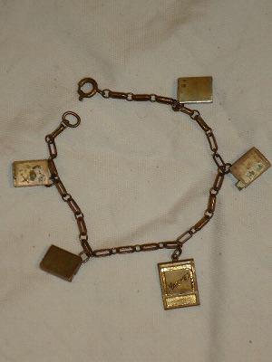 新商品入荷情報　２２_d0176398_20554548.jpg
