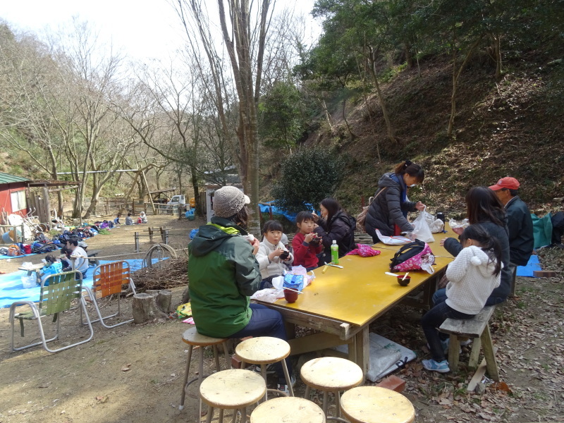 高石ジュニア自然大学１１期生お別れ遠足「孝子の森・里山体験」（こどもゆめくらぶ）　　　　　by　　　  (TATE-misaki)_c0108460_20495067.jpg