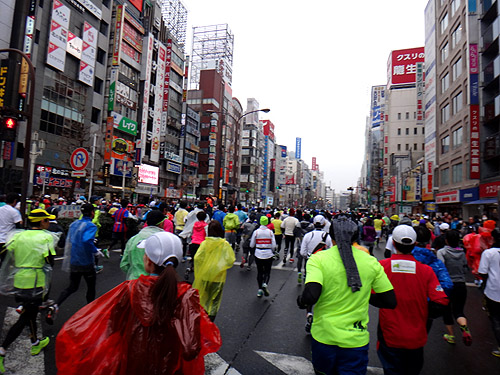 夫婦で東京マラソン2015完走♪_e0153022_0354530.jpg