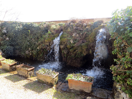 f0234936_87216.jpg