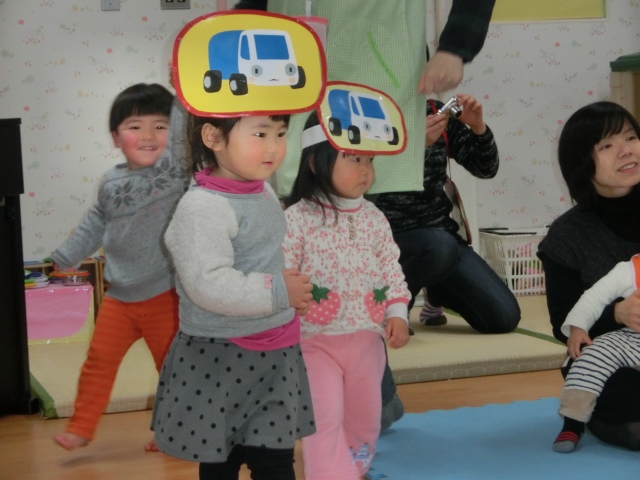 2015.02.27 2月のお誕生会_f0142009_104250100.jpg