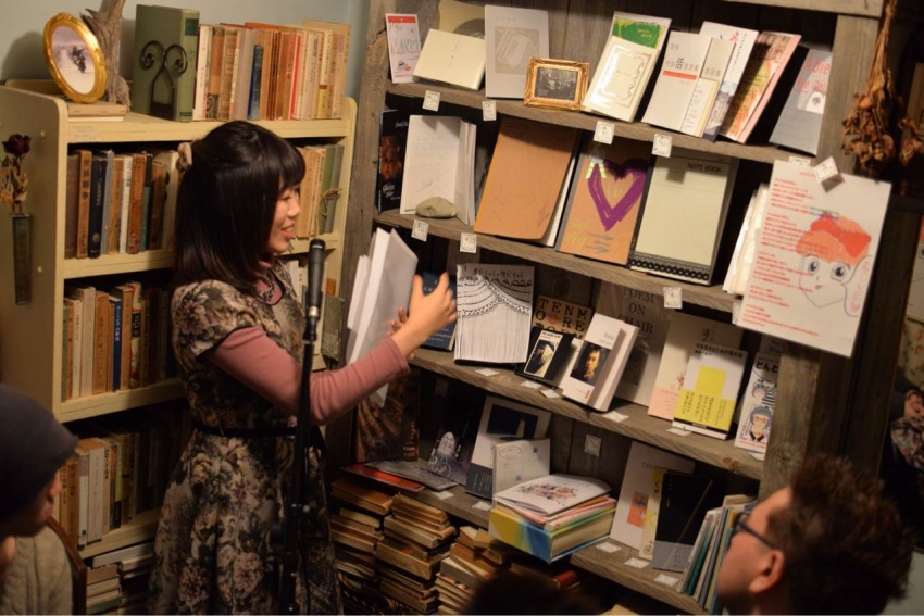4日放送NHK「おはよう日本」インタビュー／岡崎京子展図録に詩を寄稿／21日ドバイ朗読会_d0101676_22401253.jpg