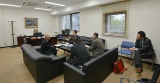 鳥取大学のキャンパス内で.....昨日だったら..._b0194185_23112695.jpg