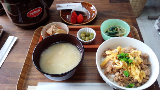 体に優しい完全予約制ランチ始めました。_f0307302_119991.jpg