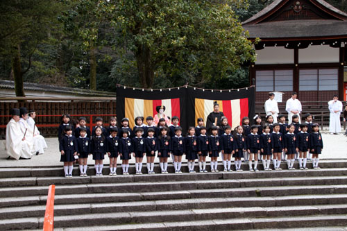 ひな祭り 下鴨神社流し雛_e0048413_2014135.jpg