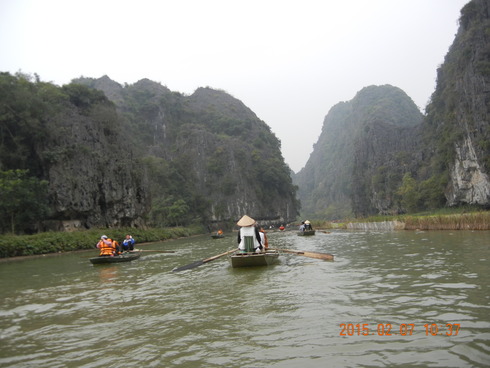 ’15,3,3(火)ベトナム旅行9日目タムコックの舟下り!_f0060461_8445257.jpg
