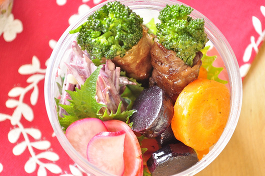 海苔だんだんで「横須賀ひなまつり弁当」_b0171098_13275963.jpg