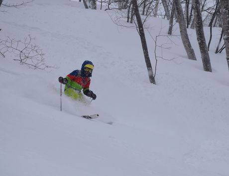 斑尾高原タングラムで粉雪を堪能する_c0242406_16463214.jpg