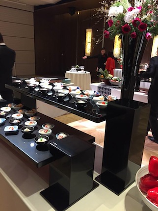 輪島塗りのあるパーティー_f0206212_18191224.jpg