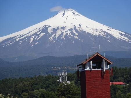 南米チリの”富士山”こと、ビジャリカ山が大噴火！：日本の富士山の代わりに大噴火！？_e0171614_7275334.jpg