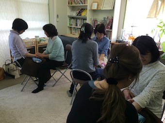 今日はアロマハンドスタッフ登録&勉強会でした_a0191183_16515715.jpg