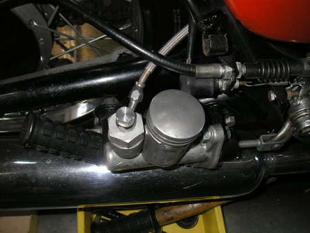 W650+大陸STD ブレーキライン_e0218639_10432442.jpg