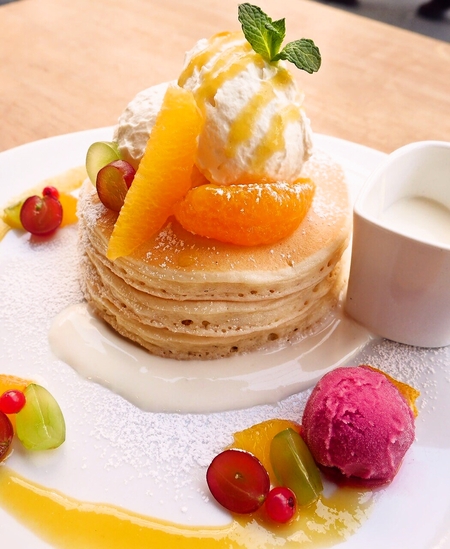 オレンジ＆葡萄のチーズクリームパンケーキ_b0287464_0382289.jpg