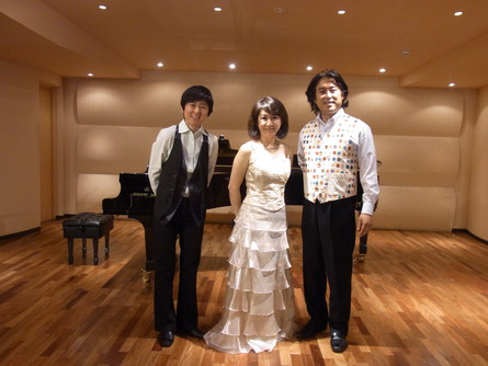 親子で楽しむオペラ プロの歌手による本物の演奏を イシイ騒音工房 親子で楽しむオペラ プロの歌手による本物の演奏を イシイ騒音工房