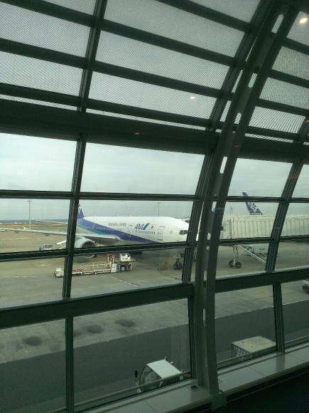 羽田空港にいます♪_b0312126_16080775.jpg