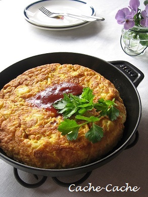 staubホットプレートで スパニッシュオムレツと、オムレツサンドイッチ♪_d0319943_23515084.jpg