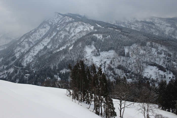 3月5日　　山田　谷　から　639.1城址_f0223068_7335877.jpg