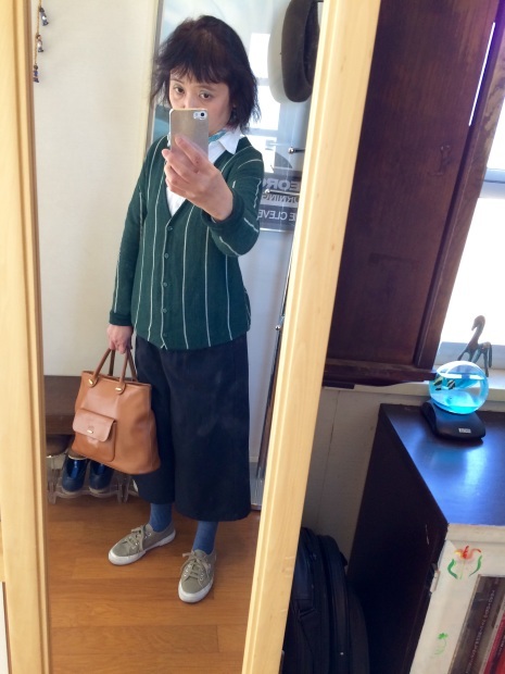 ゴルフカーディガン ガウチョパンツ 着まわせない ゴルフカーディガン ガウチョパンツ 着まわせない