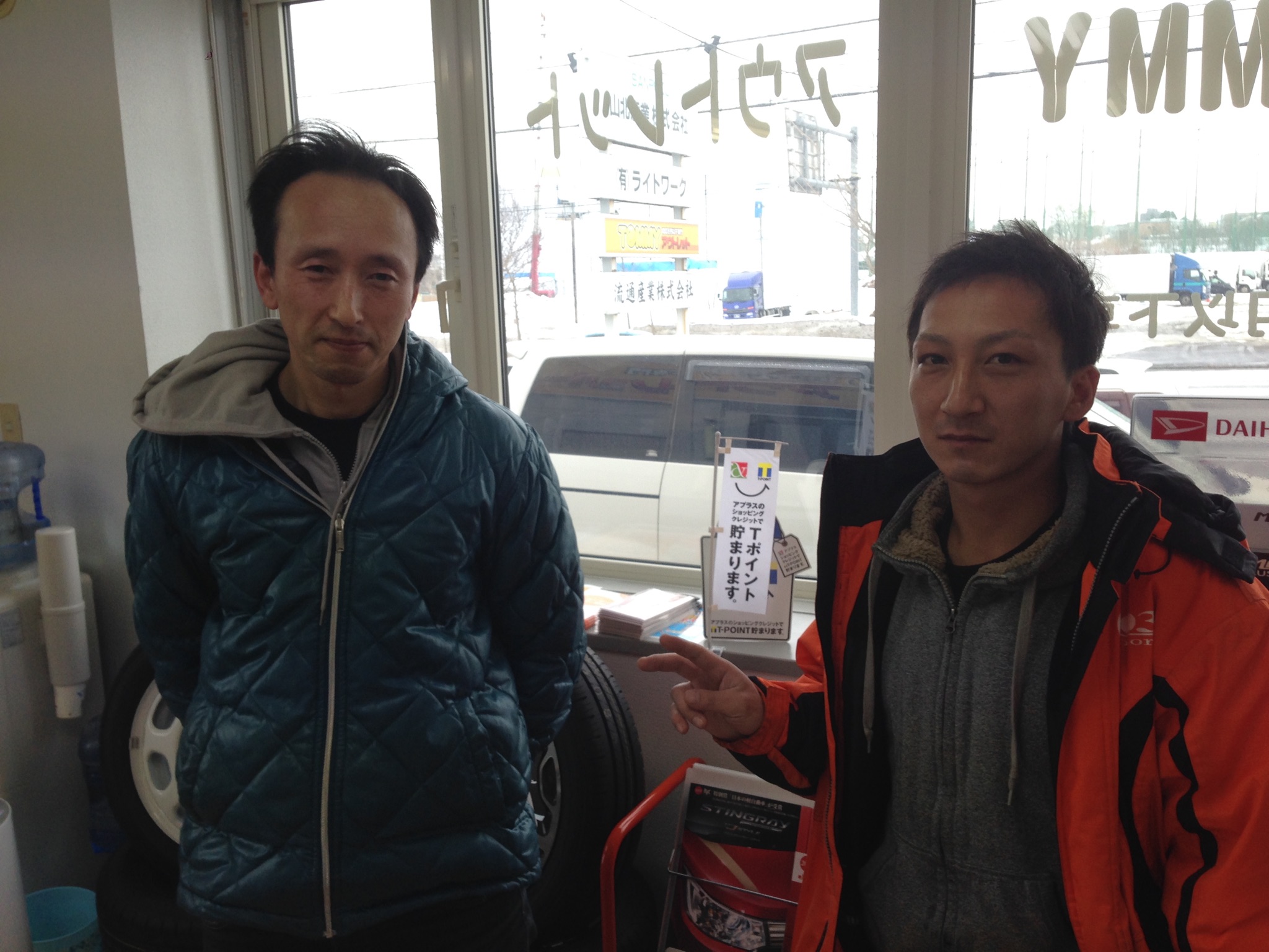 3月7日(土)トミーアウトレット☆今日は祭り!!!S様ヴォクシー納車!!M様ステップワゴンご成約!!_b0127002_1819672.jpg