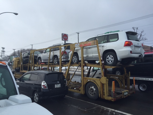 マサブロ!!納車1台!新在2台!ランクル、ハマー、アルファード_b0127002_21445216.jpg