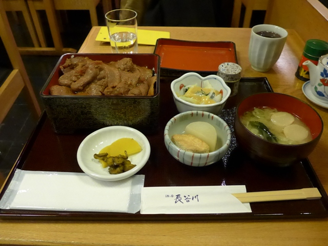秋葉原「酒房 長谷川」へ行く。_f0232060_3183122.jpg