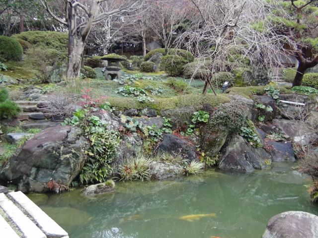 f0231709_0303347.jpg
