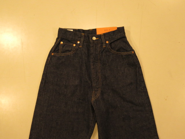 \"ANATOMICA LADY\'S 618 MARILYN\"ってこんなこと。_c0140560_1152860.jpg