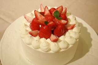 イチゴのショートケーキのレッスン_e0045565_052675.jpg
