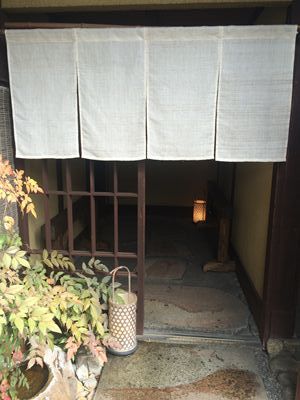 それは 天ざるの季節_e0271890_00034113.jpg