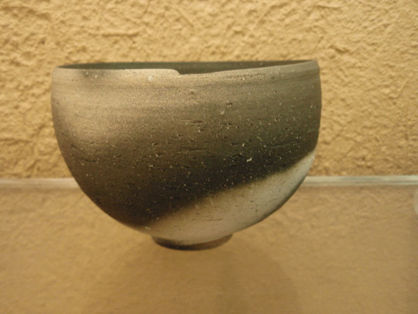 越智伸明陶展 明日からです_b0132442_17122438.jpg