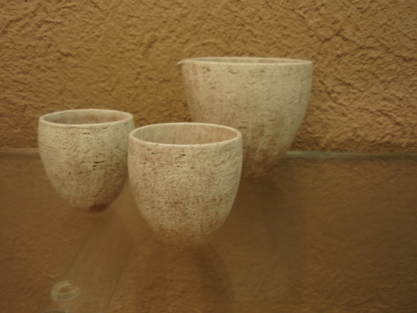 越智伸明陶展 明日からです_b0132442_17242456.jpg