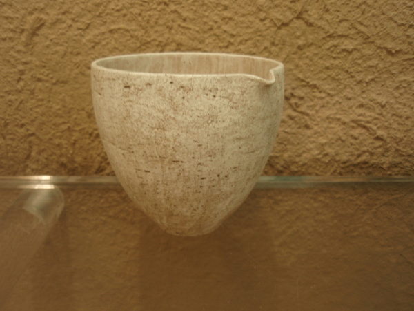 越智伸明陶展 明日からです_b0132442_17243592.jpg