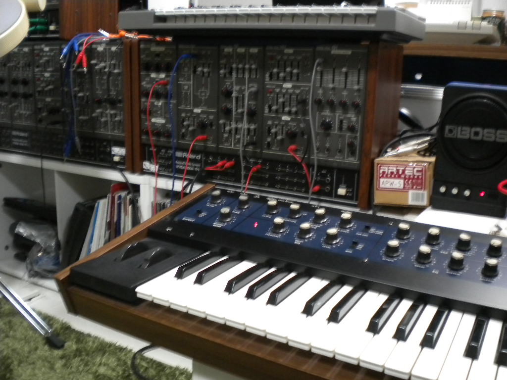 KORG Polysix試奏記 : 風流音色まねゑもん KORG Polysix試奏記 : 風流音色まねゑもん