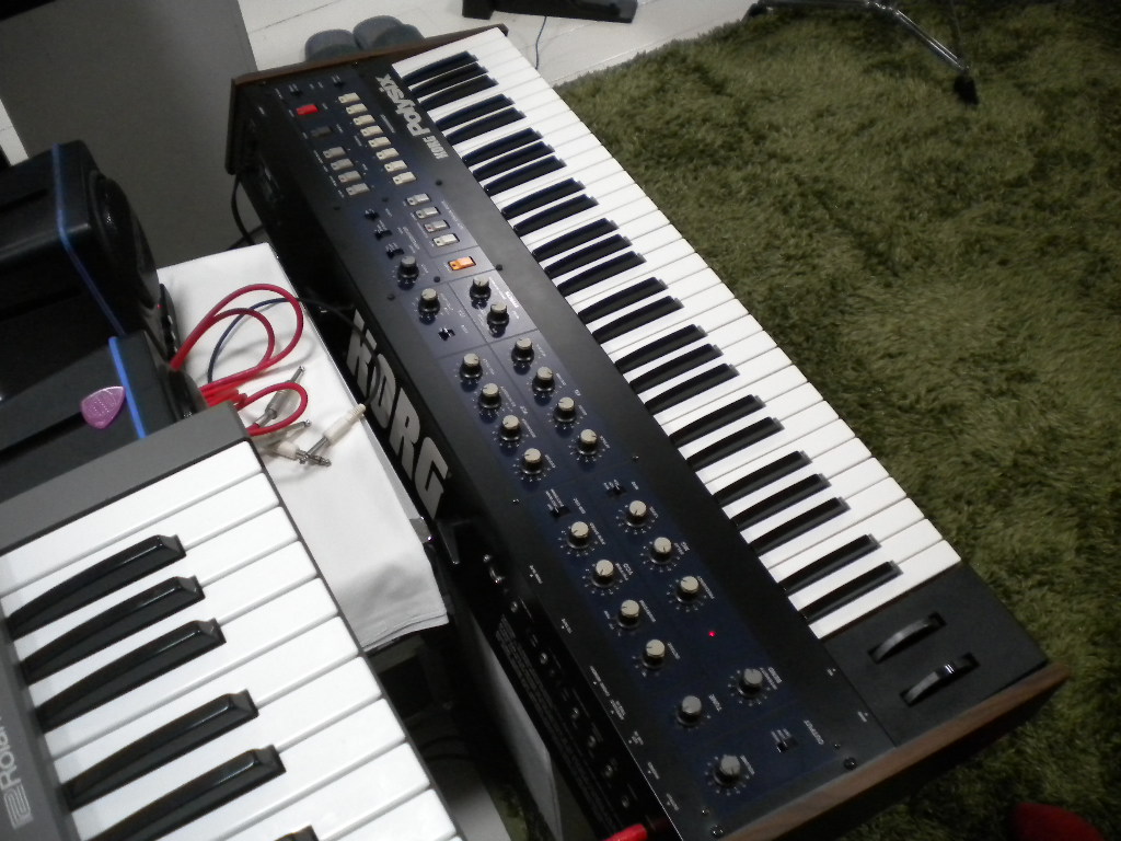 KORG Polysix試奏記 : 風流音色まねゑもん KORG Polysix試奏記 : 風流音色まねゑもん