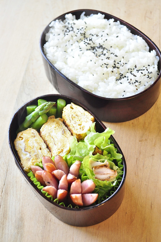 チキンレタス巻き弁当_b0171098_840815.jpg