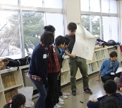 五泉市立五泉小学校においてワークショップ「ちがうっておもしろい!」を行いました。_c0167632_1551286.jpg