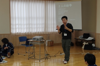 胎内市立中条中学校において3つのワークショップを行いました。_c0167632_1654784.jpg