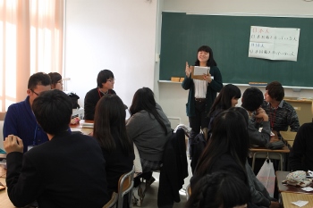 新潟県立燕中等教育学校においてワークショップ「構造的暴力の中の私」を行いました。_c0167632_1681972.jpg