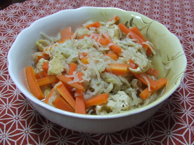 油揚げと卵の巾着煮_f0019498_9435579.jpg