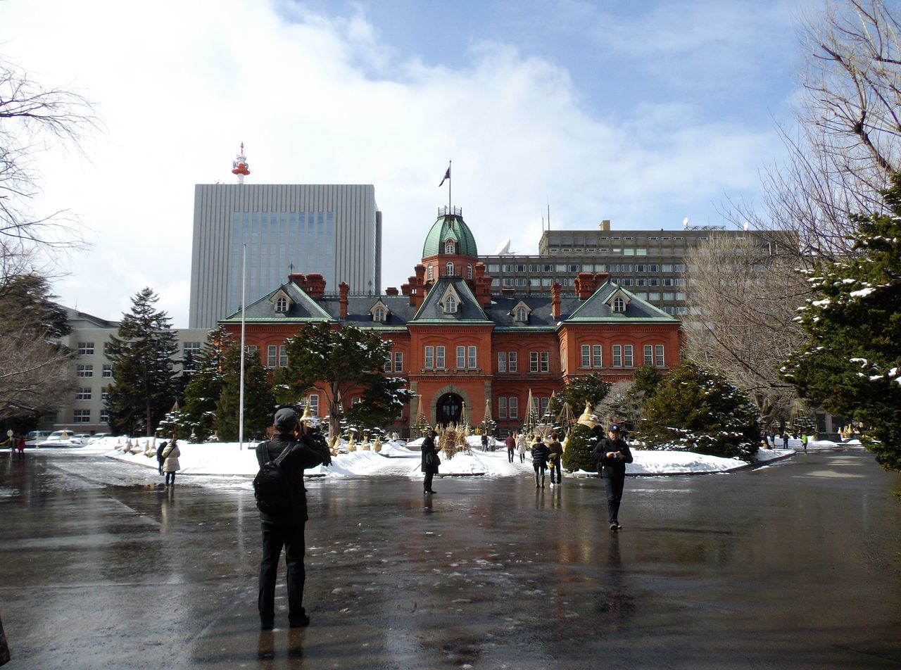 冬と春が同居する札幌_c0025115_21411398.jpg