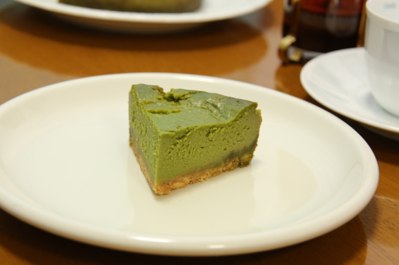 ホワイトデーの抹茶チーズケーキ_c0326245_10165087.jpg