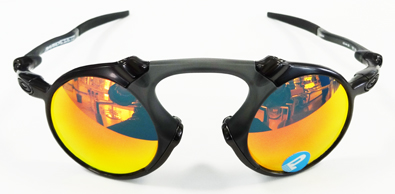 OAKLEY(オークリー)サングラスX-METAL COLLECTION取扱限定商品MADMAN(マッドマン)発売開始!_c0003493_853504.jpg