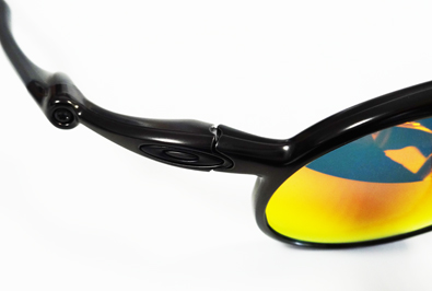 OAKLEY(オークリー)サングラスX-METAL COLLECTION取扱限定商品MADMAN(マッドマン)発売開始!_c0003493_8584873.jpg