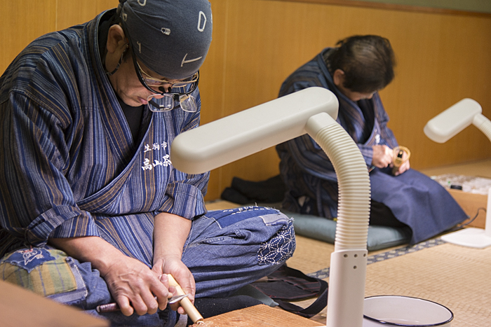 < 奈良・高山、茶筅の里の伝統工芸 >_c0183700_1843968.jpg