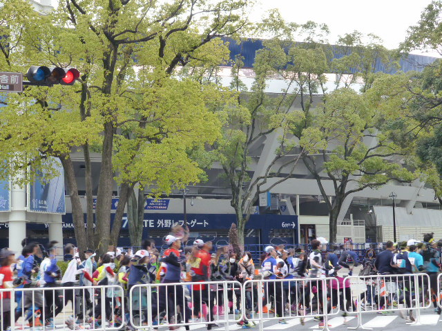 横浜マラソン2015 応援_e0237625_2222958.jpg